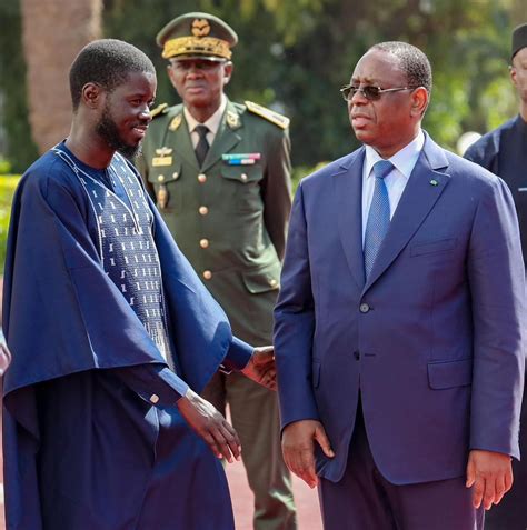 Photos Macky Sall Reçoit Son Successeur Le Président Bassirou Diomaye