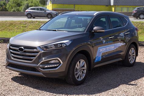 Hyundai Tucson Iii Tl Przed Liftingiem Listwa Przedniego