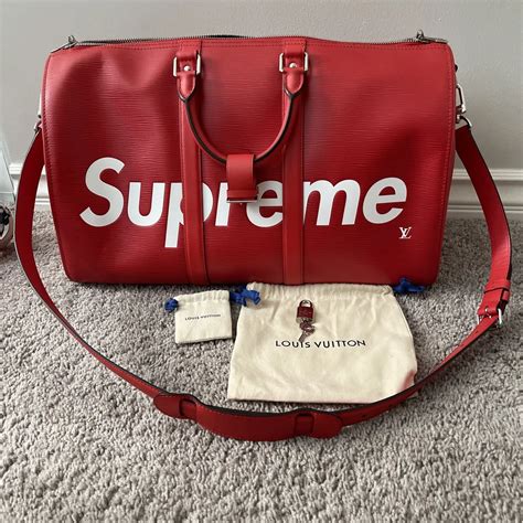 Chi Ti T V I H N V Louis Vuitton X Supreme Bag Hay Nh T