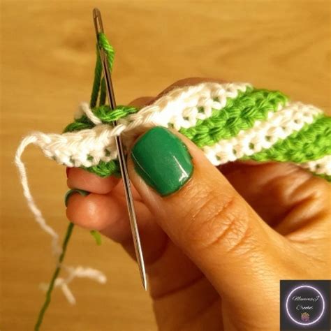 Crochet Candy Cane Pattern – MummaJ Crochet