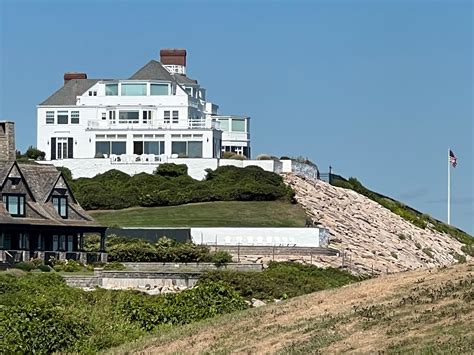 Rebekah Harkness House at Marjorie Lockett blog