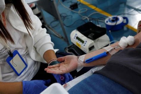 Más de 7 500 personas se animan a donar sangre por primera vez este año