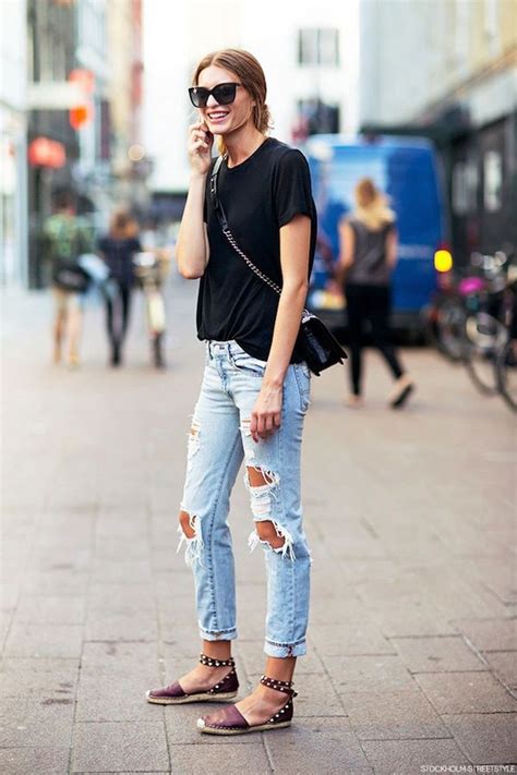 27 Ripped Jeans Outfit Ideas - Pretty Designs