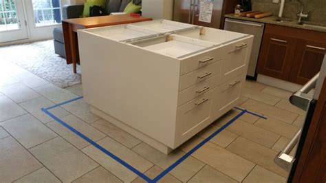 IKEA Cabinet Installer Discusses Kitchen Designs & Hacks