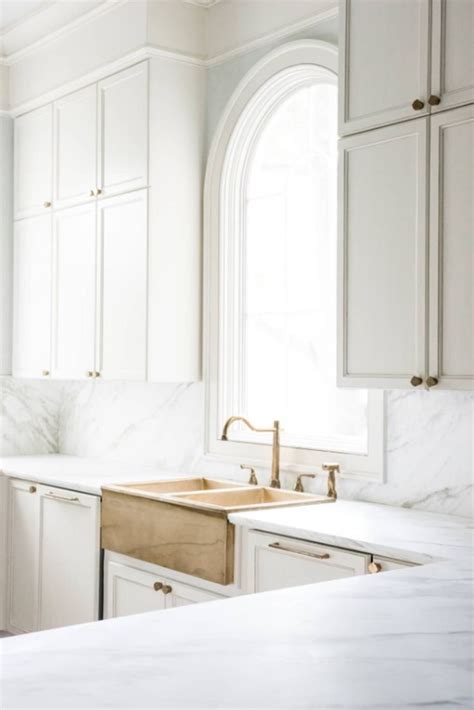 Look We Love The White And Gold Kitchen Kitchen Inspirations Home