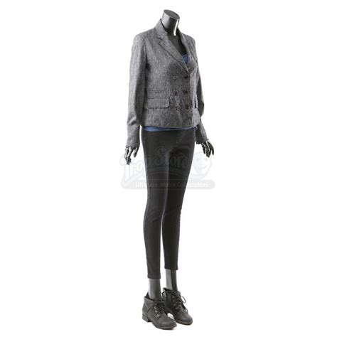 Lot 640 Esme Cullens Standoff Costume TWILIGHT SAGA THE BREAKING