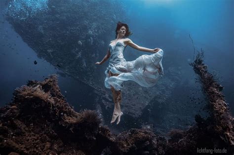 Underwater Model Photography Workshop » Tulamben in Bali