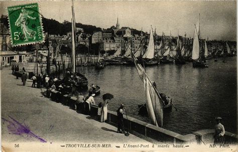 Trouville sur Mer L Avant Port a marée haute à Trouville sur Mer Cartorum