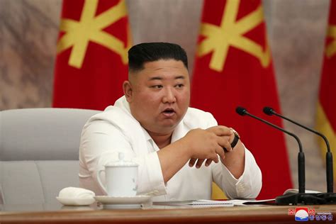 Kim Jong Un Demite Respons Veis Por Obra De Hospital De Pyongyang