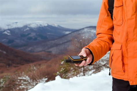 The Best Hiking GPS for 2024: Our Top 5 Picks - Beyond The Tent