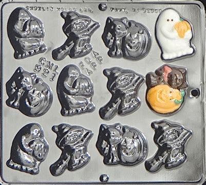 921 Halloween Assortment Chocolate Candy Mold