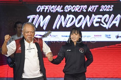 Seragam Atlet Indonesia Untuk Asian Games ANTARA Foto