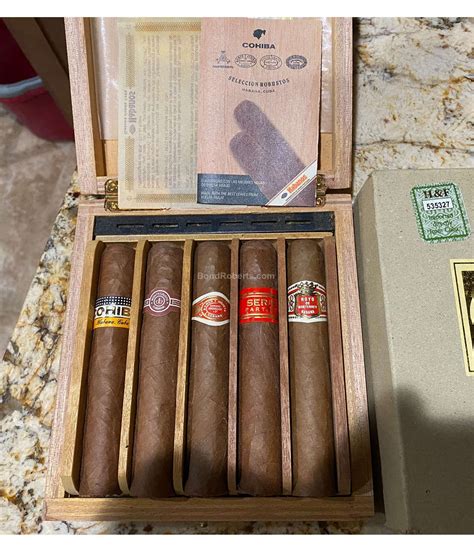 Habanos Robusto Selección Robustos 2003 Selection Box of 5 cigars