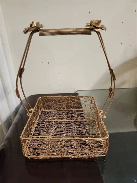 Gold Iron Wire Mesh Hamper Basket At Rs 560 Piece In Meerut ID