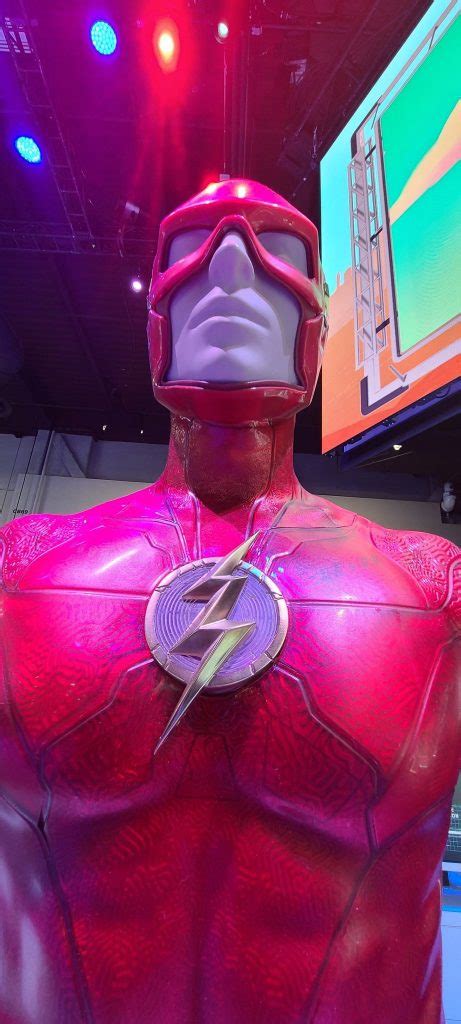 "The Flash" Unveils New 2023 Costume To Hype Up Film - That Hashtag Show