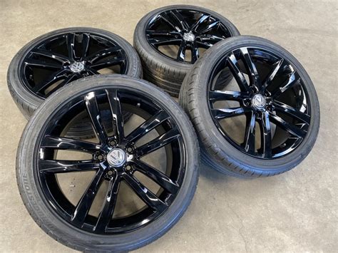 18 Inch Originele VW Golf Salvador Velgen 225 40 18 5G0601025AF Set 1