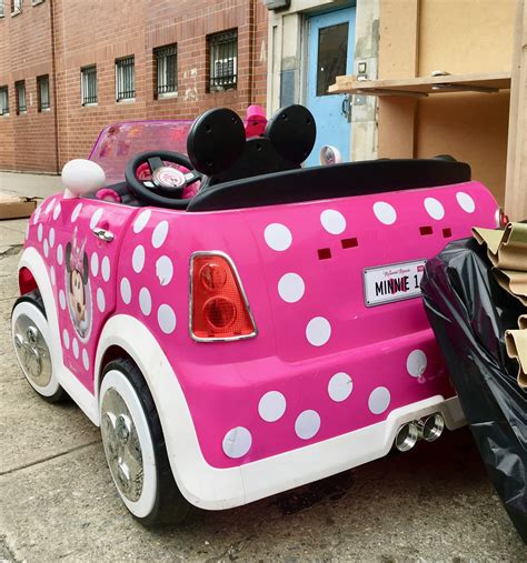 Pink Thing of The Day: Abandoned Pink Minnie Mouse Toy Car | The Worley Gig