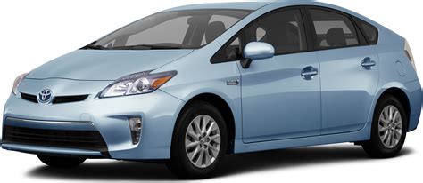 2013 Toyota Prius Plug-in Hybrid Price, Value, Depreciation & Reviews ...