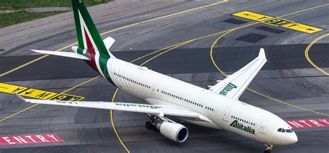 Fiumicino Primo Volo Covid Tested Con 100 Passeggeri La Stampa