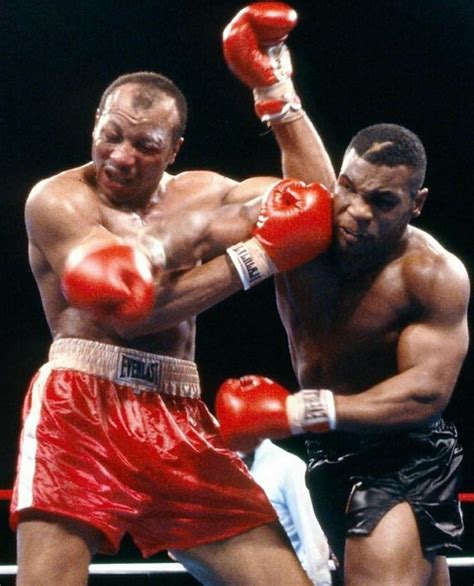 Mike Tyson vs James Bonecrusher Smith | Mike tyson, Boxing history ...