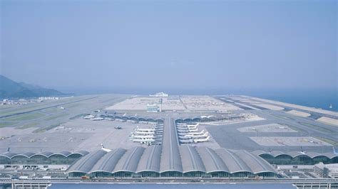 Chek Lap Kok Airport | Foster and Partners - Arch2O.com