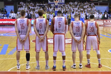 Basket Finale Scudetto Reggio Emilia Sassari Il Film Di Gara 5