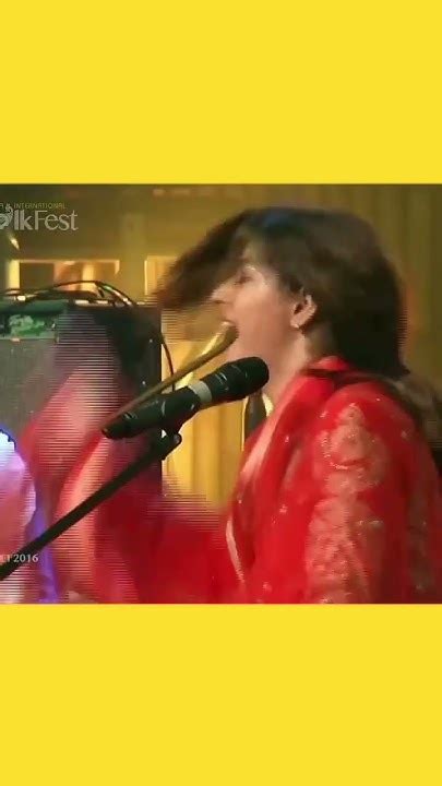 Akhiyan Udeek Diyan Nooran Sister Live Dhaka Folk International Show Youtube