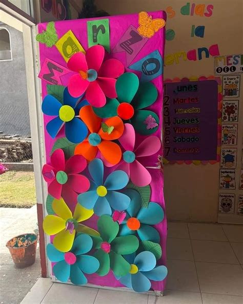 Puerta Decorada Del Mes De Marzo School Door Decorations Door