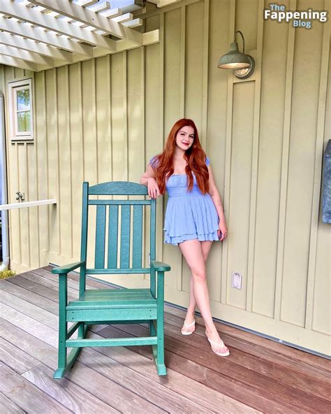 Ariel Winter Shows Off Her Sexy Legs Photos Fappeninghd