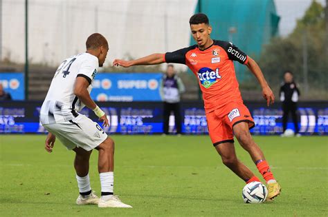 Stade Lavallois La R V Lation Amin Cherni Prolonge Chez Les Tango