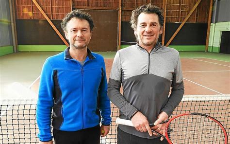 Tennis Masculin Deux D Faites Au Compteur Le T L Gramme