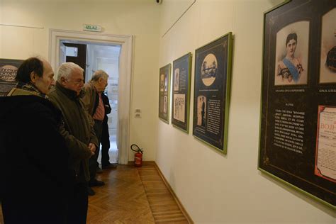 Otvorena Izlo Ba Lepi Laza Izme U Kralja Aleksandra I Kraljice Drage