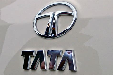 Indian Auto Industry Growth Story About to Collapse: Tata Motors MD ...