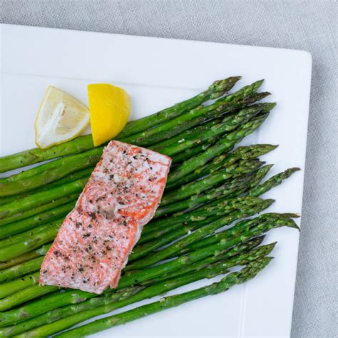 Mealime - Roasted Salmon & Asparagus