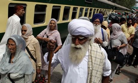 Indian Sikh Pilgrims Arrive Wagah Railway Editorial Stock Photo Stock