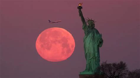 October Hunter S Moon To Be Brightest Supermoon Of 2024 In Spectacular