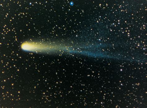 Halley’s Comet | Astronomy, Facts & History | Britannica