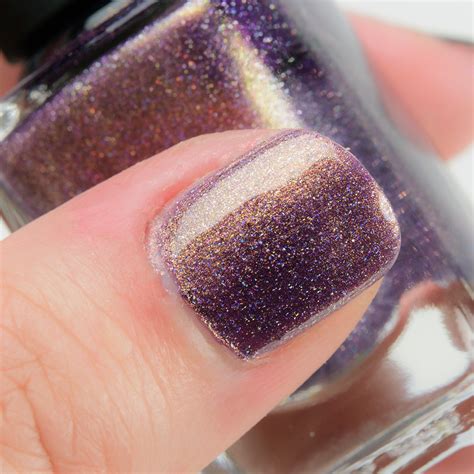 ILNP Off The Grid Holographic Nail Polish Review Swatches