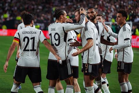 Timnas Jerman Bakal Berpisah Dengan Adidas Siap Siap Desain Polosan