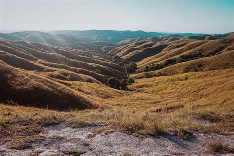 Paket Private Tour Sumba Timur 4 Hari 3 Malam - Doyan Jalan Indonesia