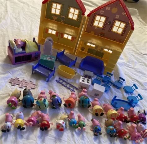 PEPPA PIG HOUSE Playset Figures and Accessories Toy Lot Clock 43 Pc £75 ...