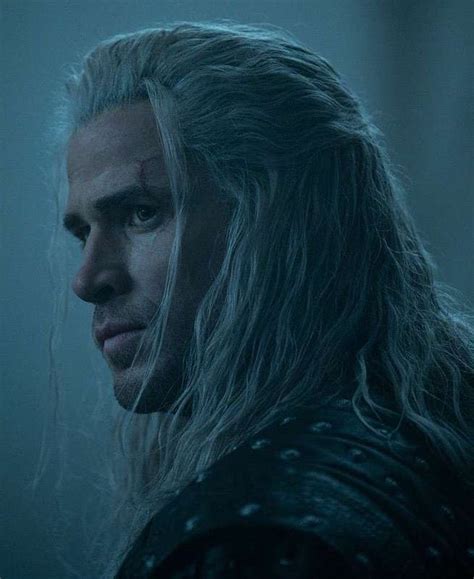 Here S Our First Look At The Witcher S Liam Hemsworth As Geralt Of Rivia