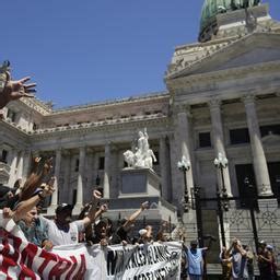 Mileis Reformpl Ne Nehmen In Argentiniens Parlament Erste H Rde