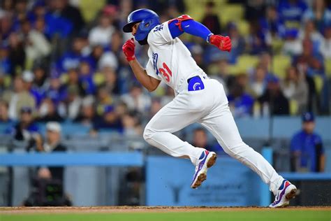 2 Dodgers Free Agents Drawing Interest From Angels Dodgers Nation