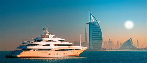 Yacht Cruises in Dubai Marina: Packages, Fares & More | dubizzle