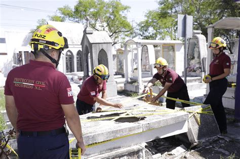 Supervisi N Y Acordonamiento De Tumbas En Panteones De Escobedo Posta