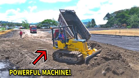 Powerful Machine Perfect New Project Dump Truck And Skill Operator