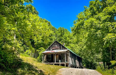 Big Land Acre Farm Tour Creek Barn Land For Sale In Kentucky