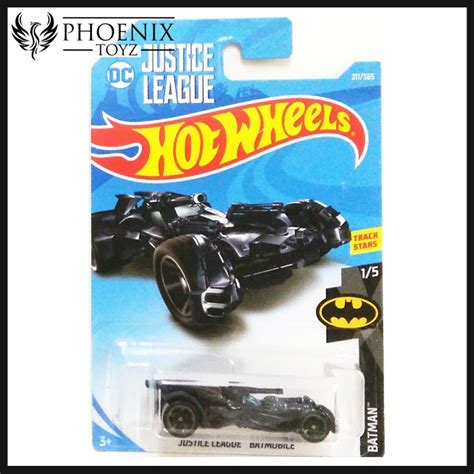 Hot Wheels DC Comics Super Heroes Justice League Batman Batmobile Track Stars Hotwheels