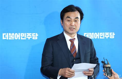 민주 ‘친문 홍영표·‘비명 기동민 컷오프 ‘친명 안민석도 공천배제